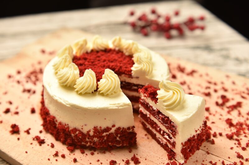 13 Amazing Red Velvet Cake Recipes